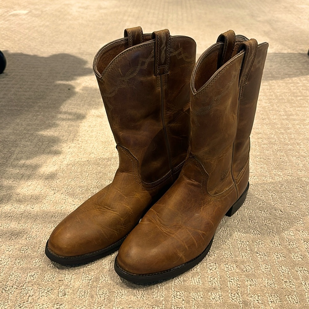 Ariat Heritage Roper Western Boot with ATS tech